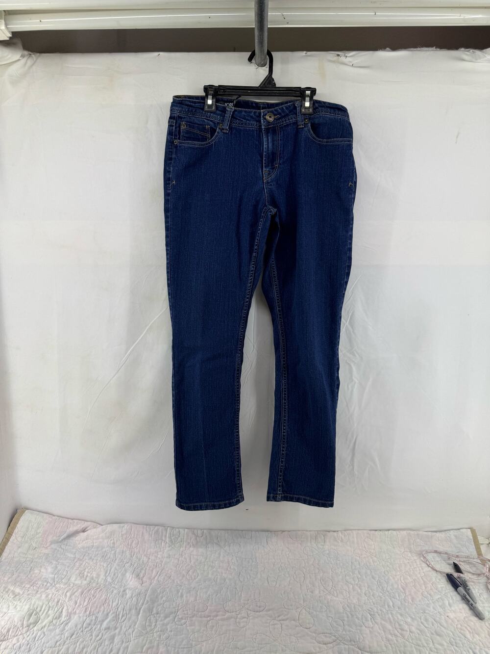 Jordashe women’s dark washed skinny jeans 10